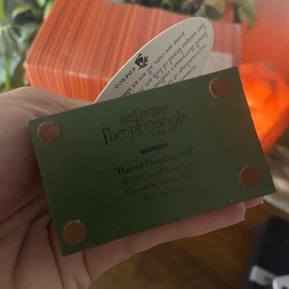 Pumpkinseeds Set of 2 Harvest Pumpkin Figurines Boy & Girl By Janell Berryman - Picture 5 of 11